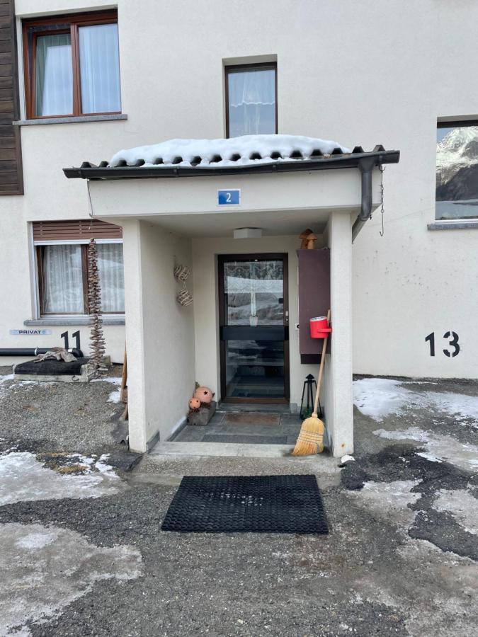 Modern Taesch Apartment With Free Parking Esterno foto